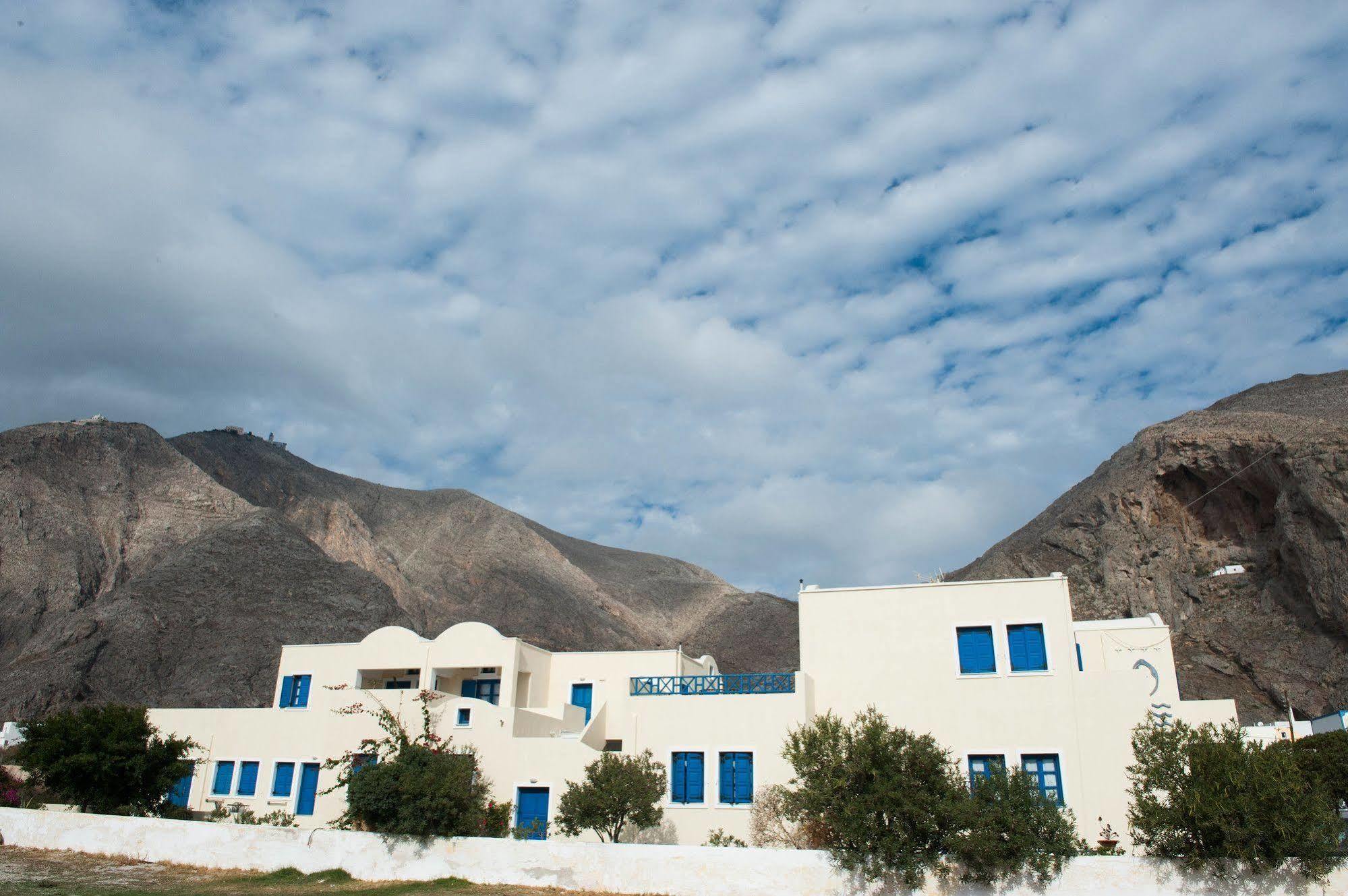 Irigeneia Hotel Perissa  Exterior foto