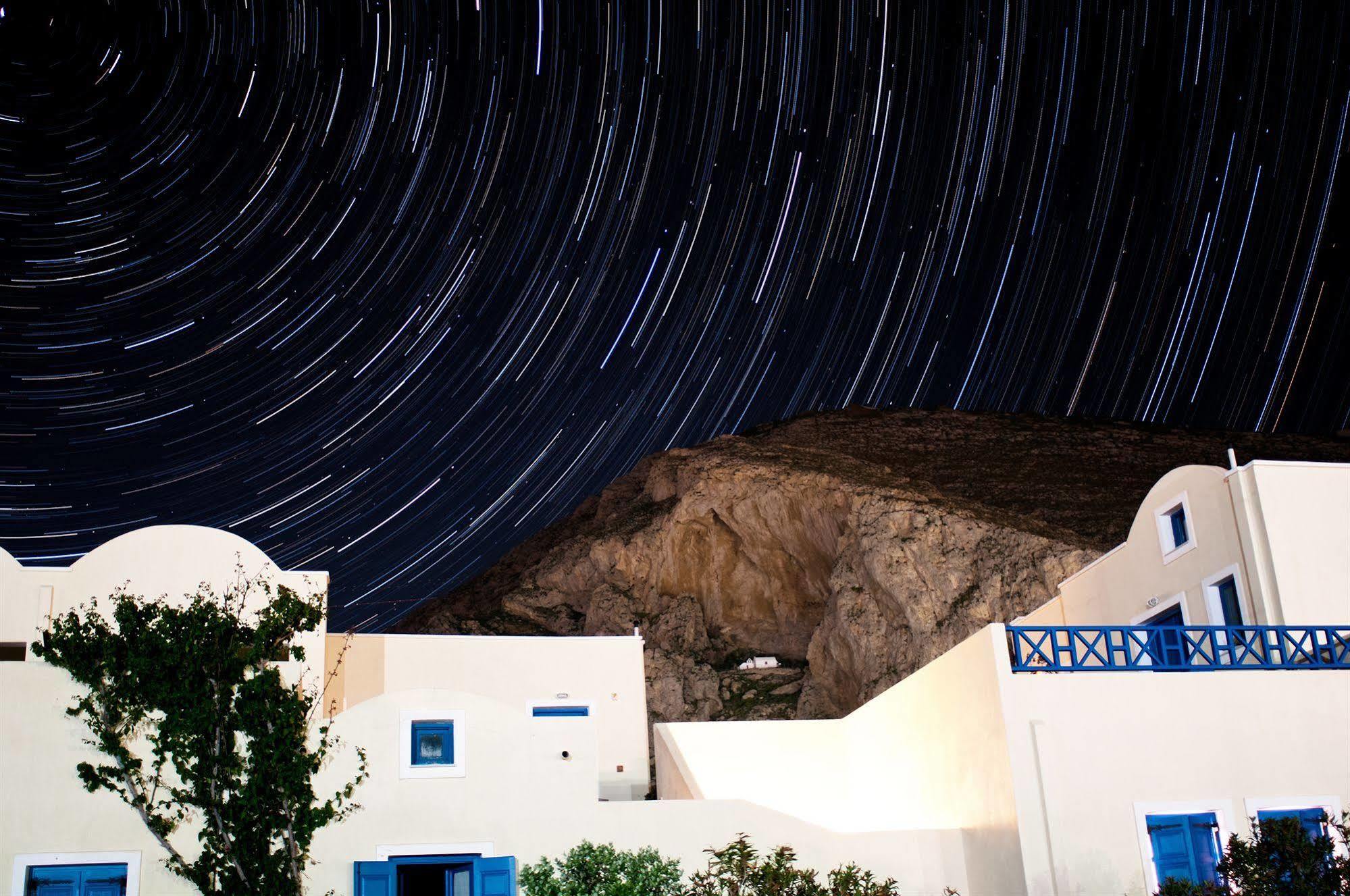 Irigeneia Hotel Perissa  Exterior foto