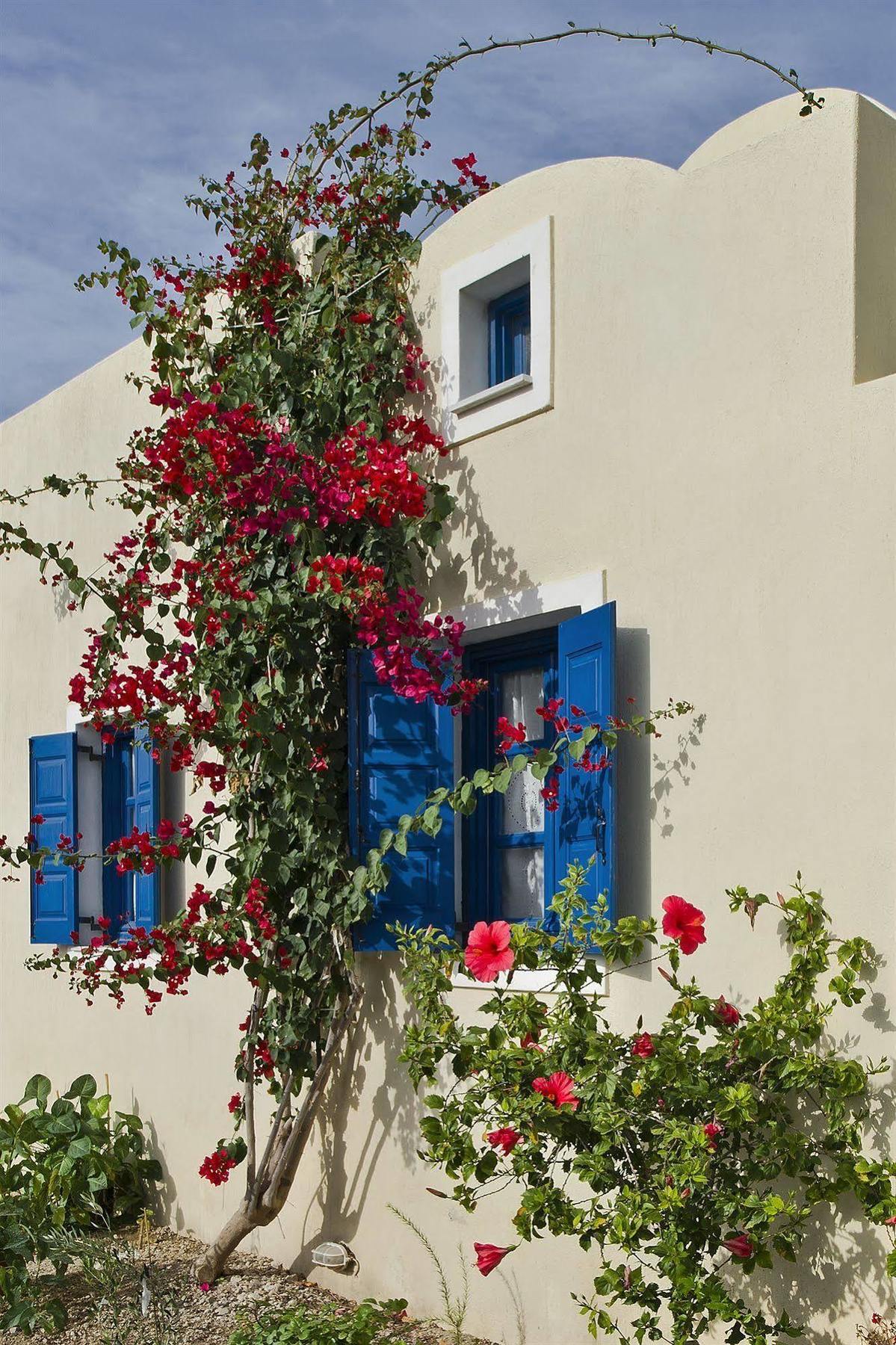 Irigeneia Hotel Perissa  Exterior foto